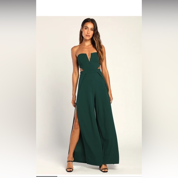 Green Lulus jumpsuit - Picture 6 of 7